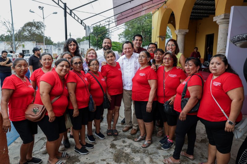 RECONOCEN ENTREGA Y AMOR INCONDICIONAL DE LAS MADRES MERIDANAS