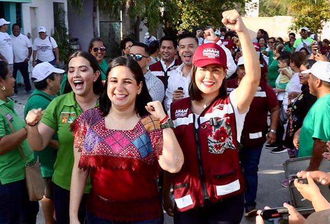 Recorriendo las calles de Colonia Colosio con Estefanía Mercado y Majo Osorio