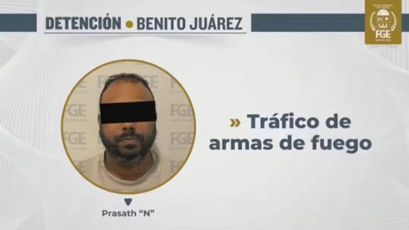 Detienen en Cancún a extranjero buscado por EE. UU. por tráfico de armas y robo de oro
