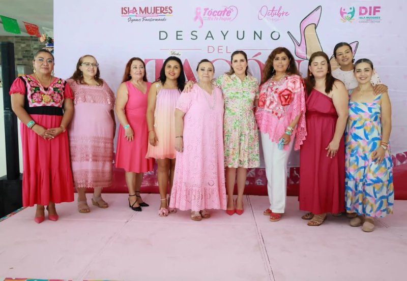 Mujeres isleñas apoyan a pacientes con cáncer de mama en el Tacón Rosa